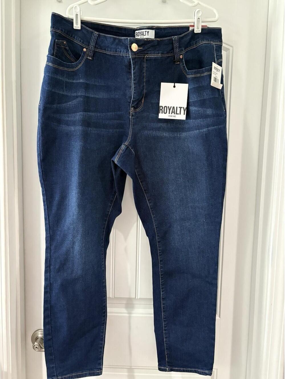 Royalty For Me NWT Women's Plus Size 18W Jeans Classic Skinny Medium Wash